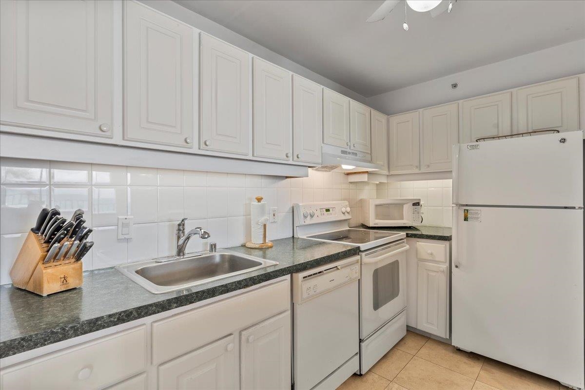 4327 Lower Honoapiilani Rd Unit: 408B