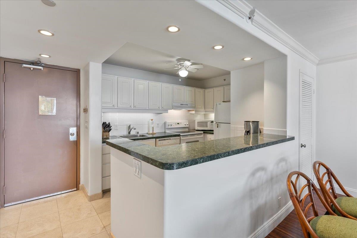 4327 Lower Honoapiilani Rd Unit: 408B