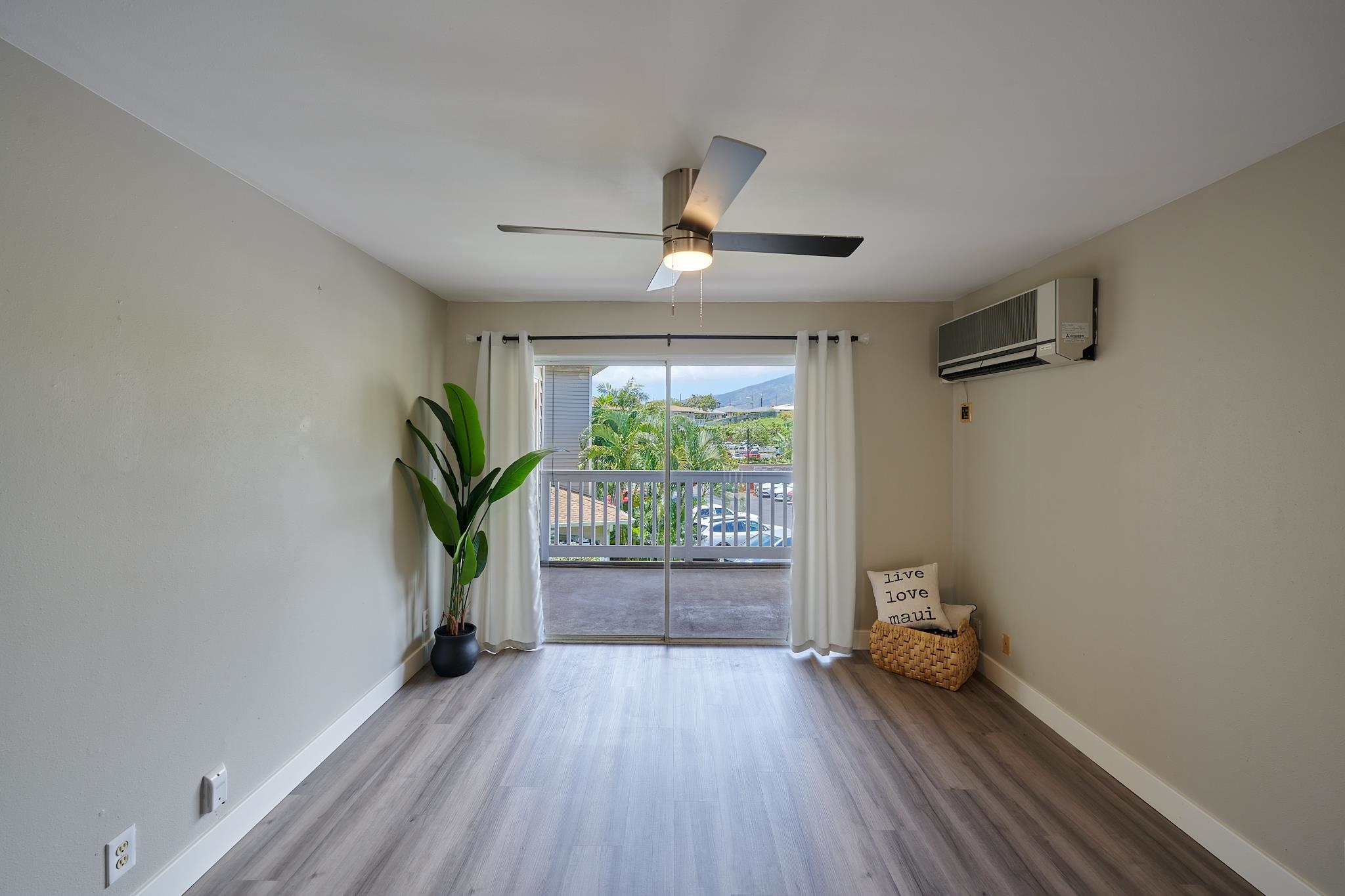 56 Kunihi Ln Unit: 323