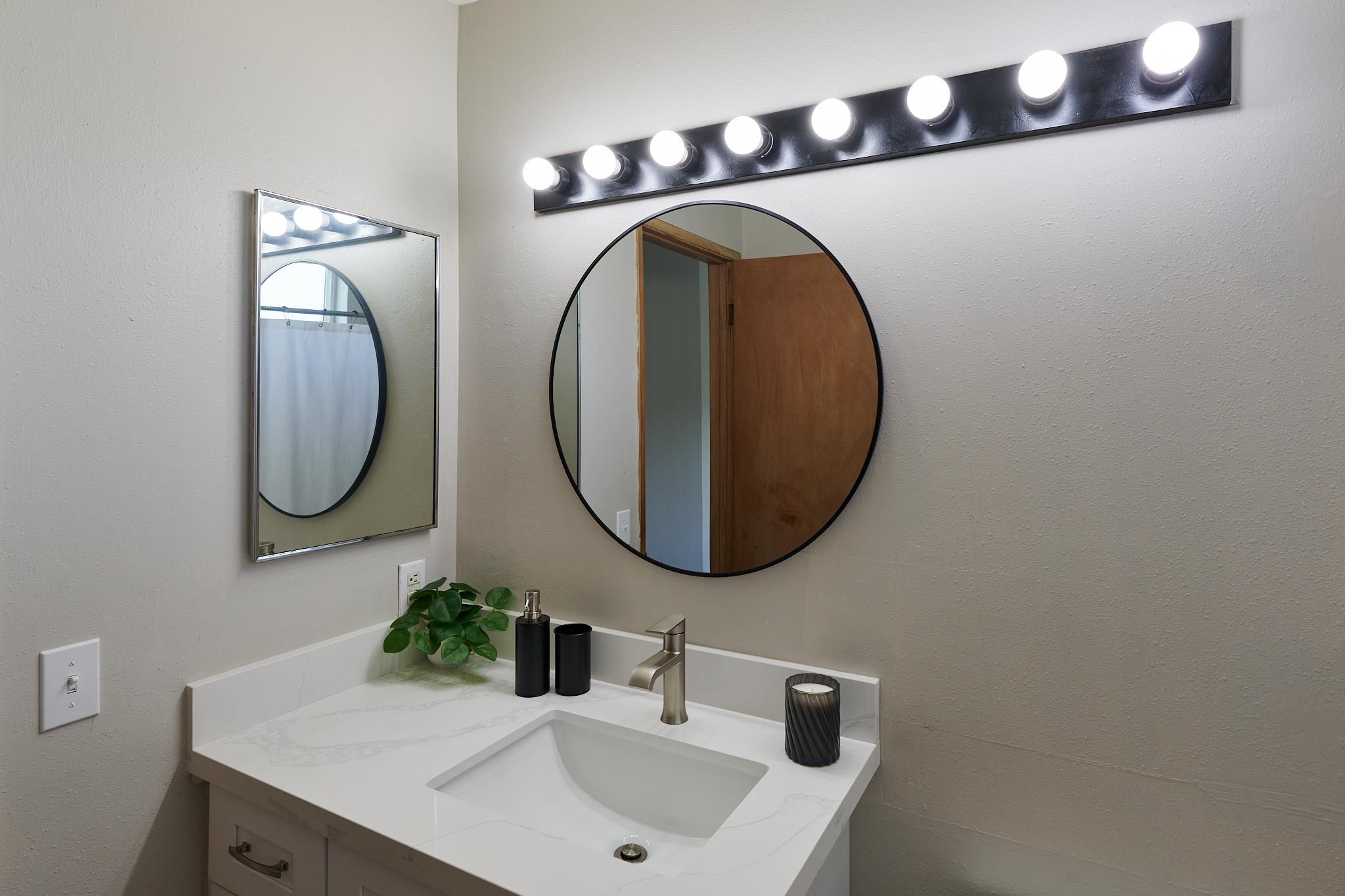 56 Kunihi Ln Unit: 323