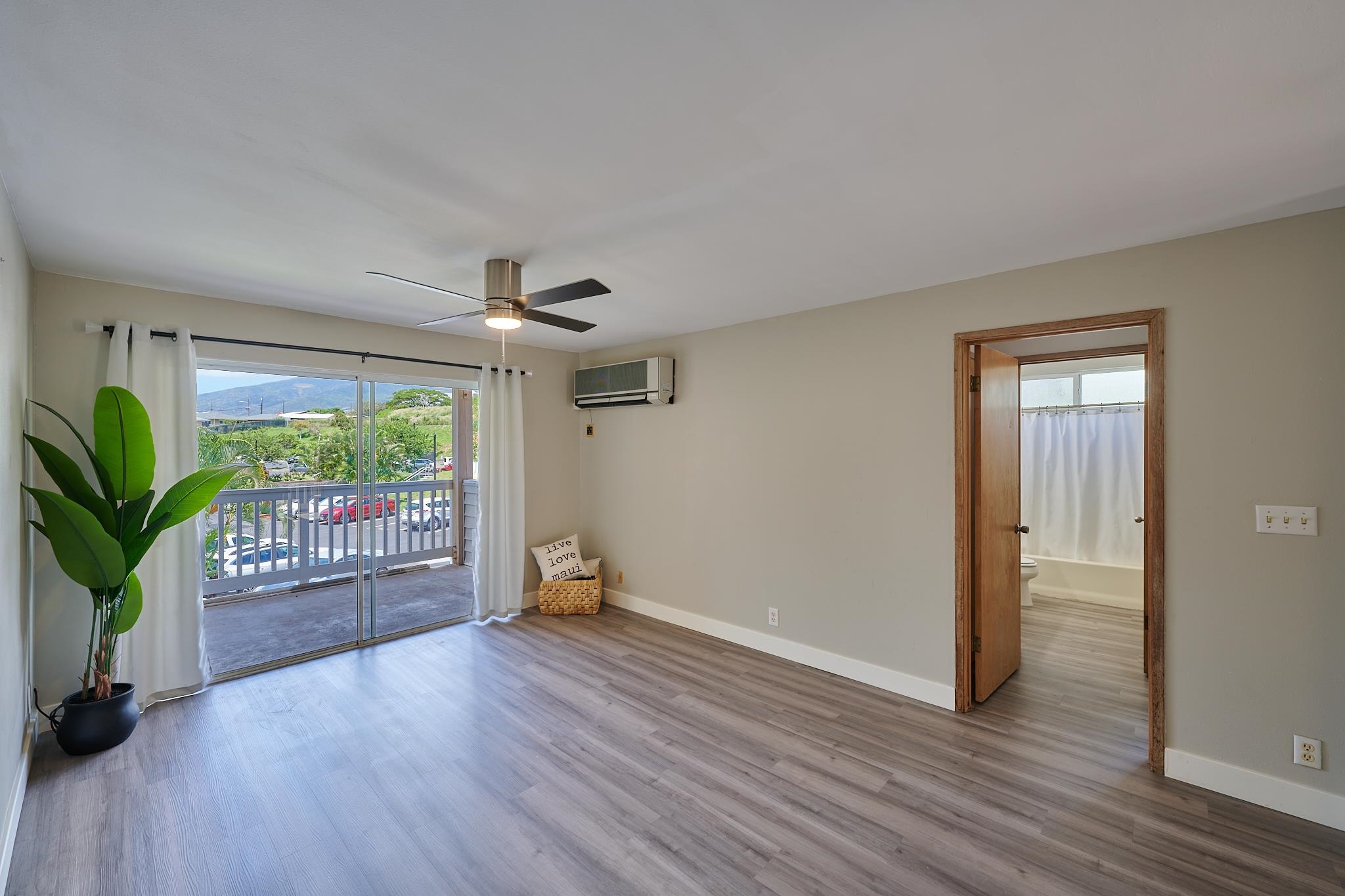 56 Kunihi Ln Unit: 323