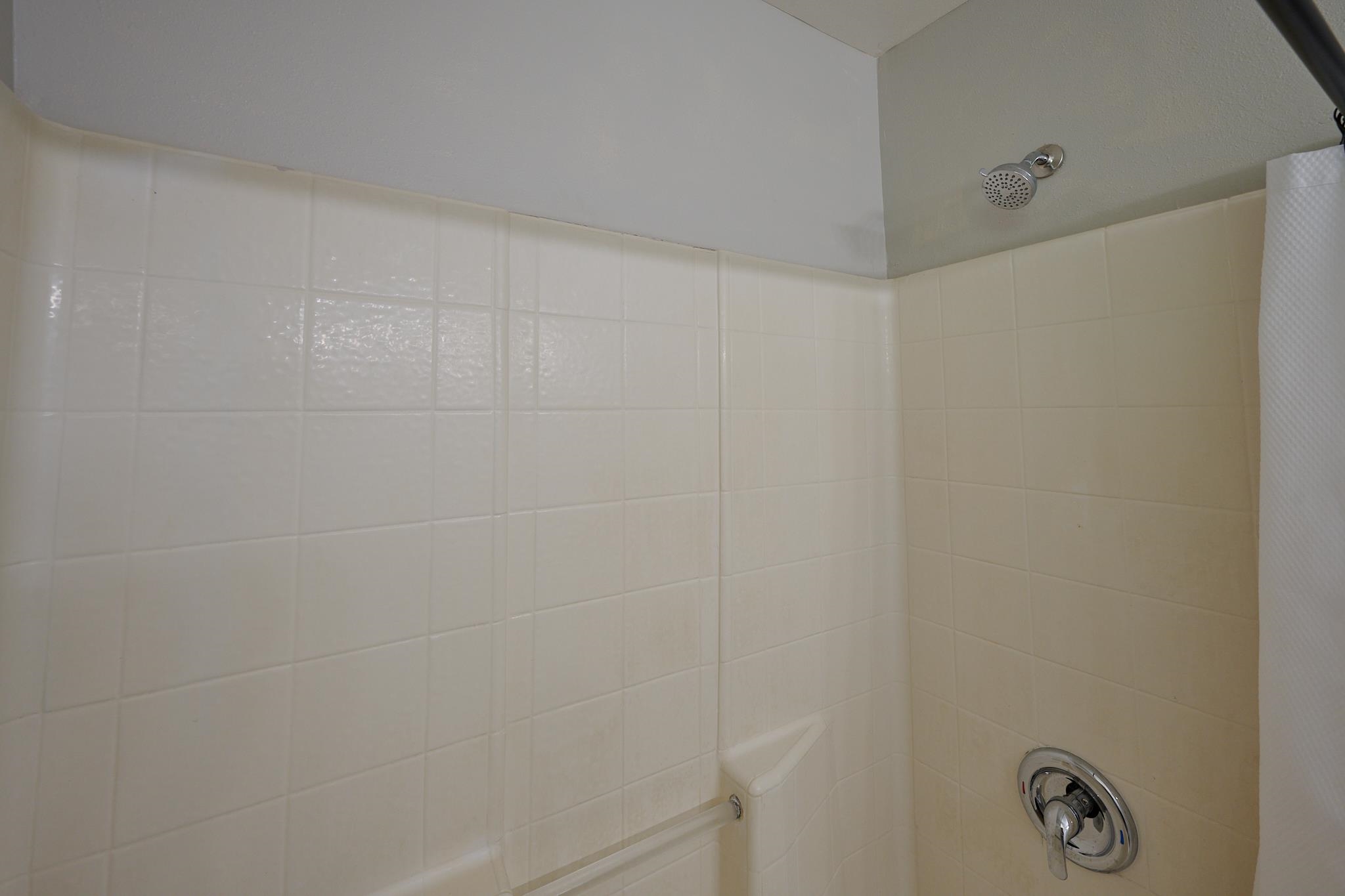 56 Kunihi Ln Unit: 323