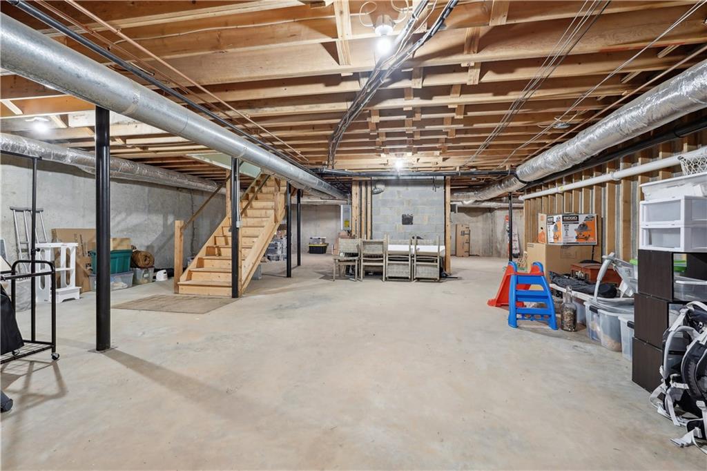 1250 Squire Lane