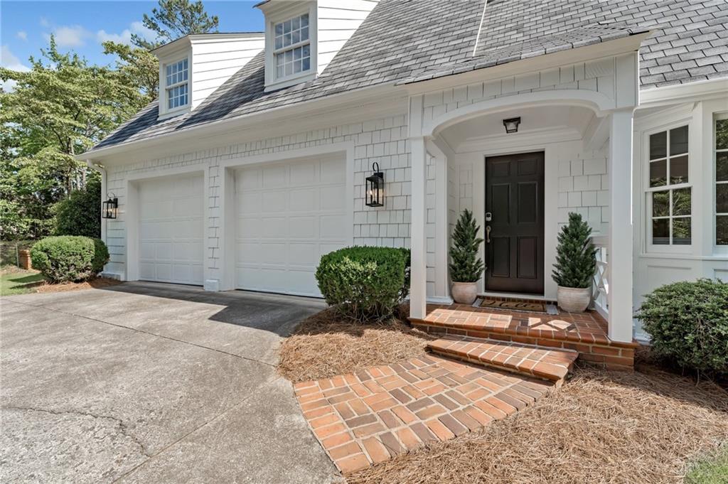 1250 Squire Lane