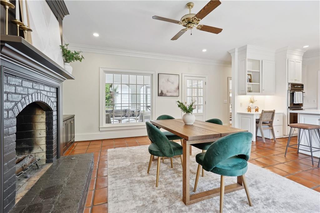 1250 Squire Lane