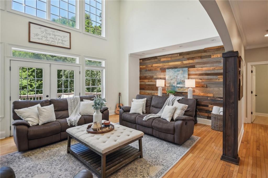 1449 Squire Lane