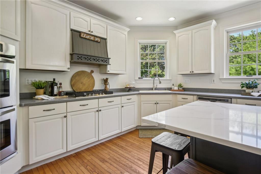 1449 Squire Lane