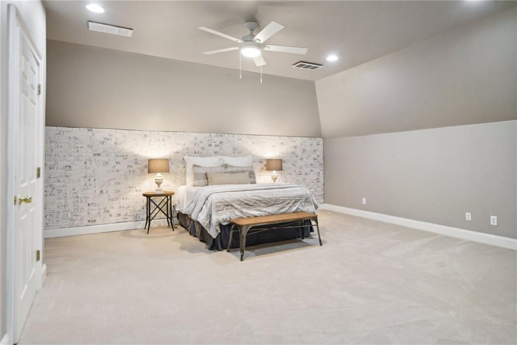 1449 Squire Lane