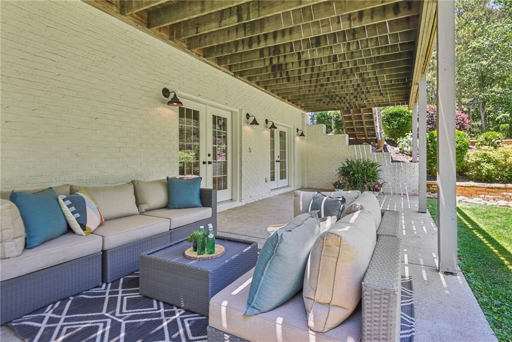 1449 Squire Lane