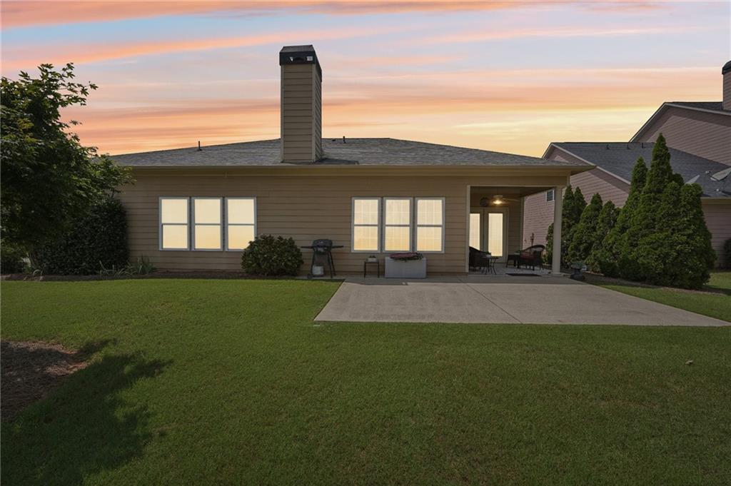 3205 Sand Hill Court