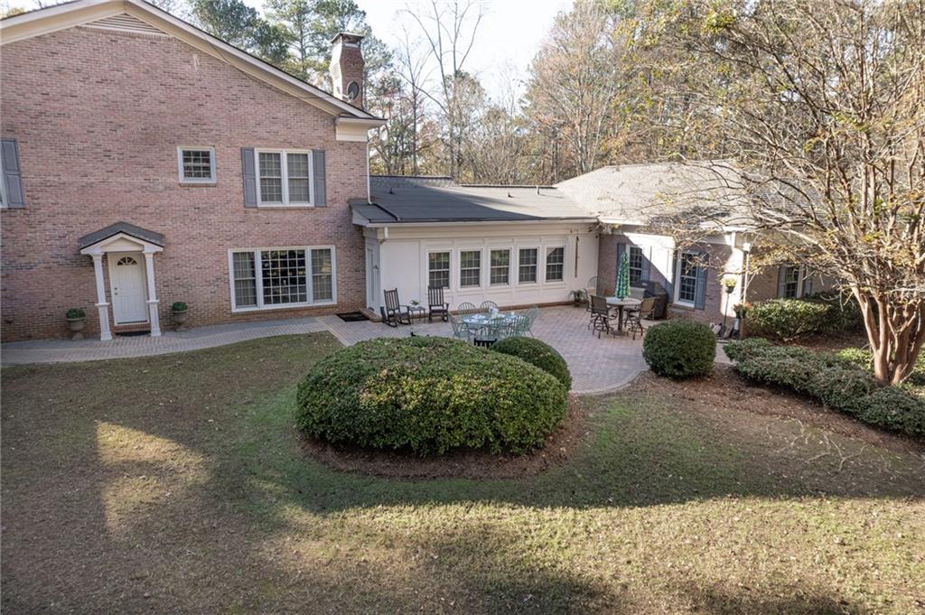 1397 Squire Lane