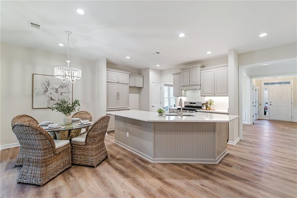 1540 Cloverleaf Place