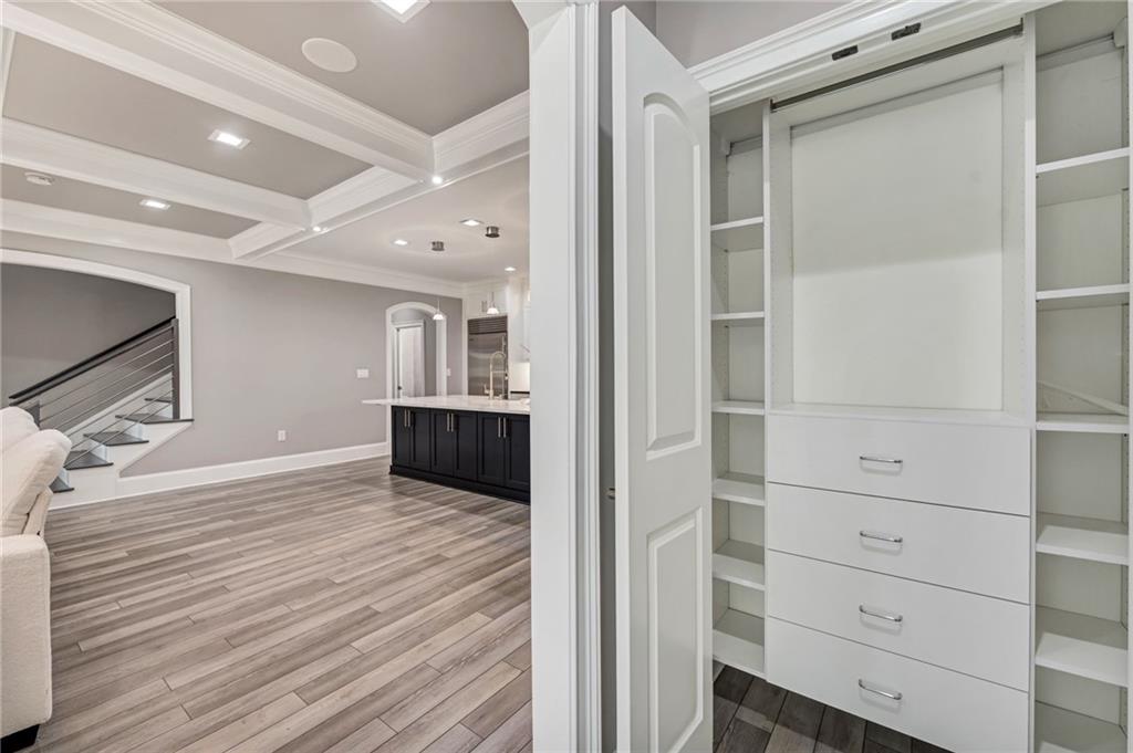 2444 Ballantrae Circle