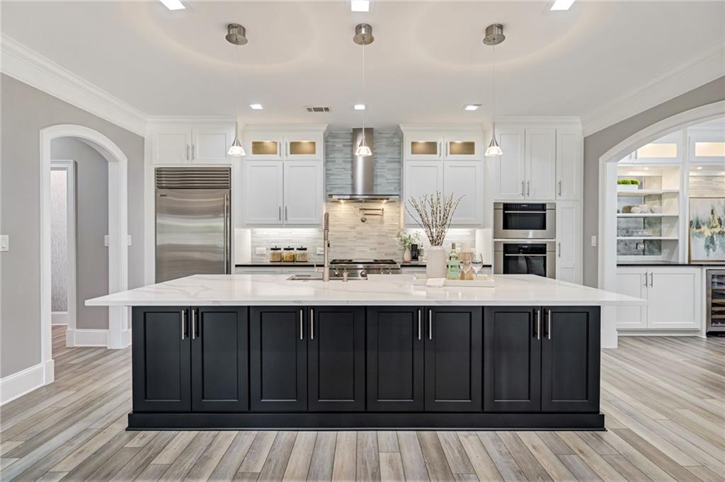 2444 Ballantrae Circle
