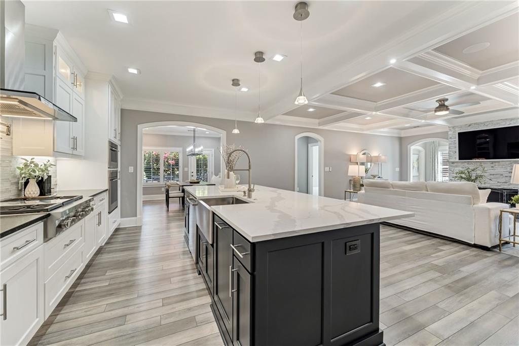 2444 Ballantrae Circle