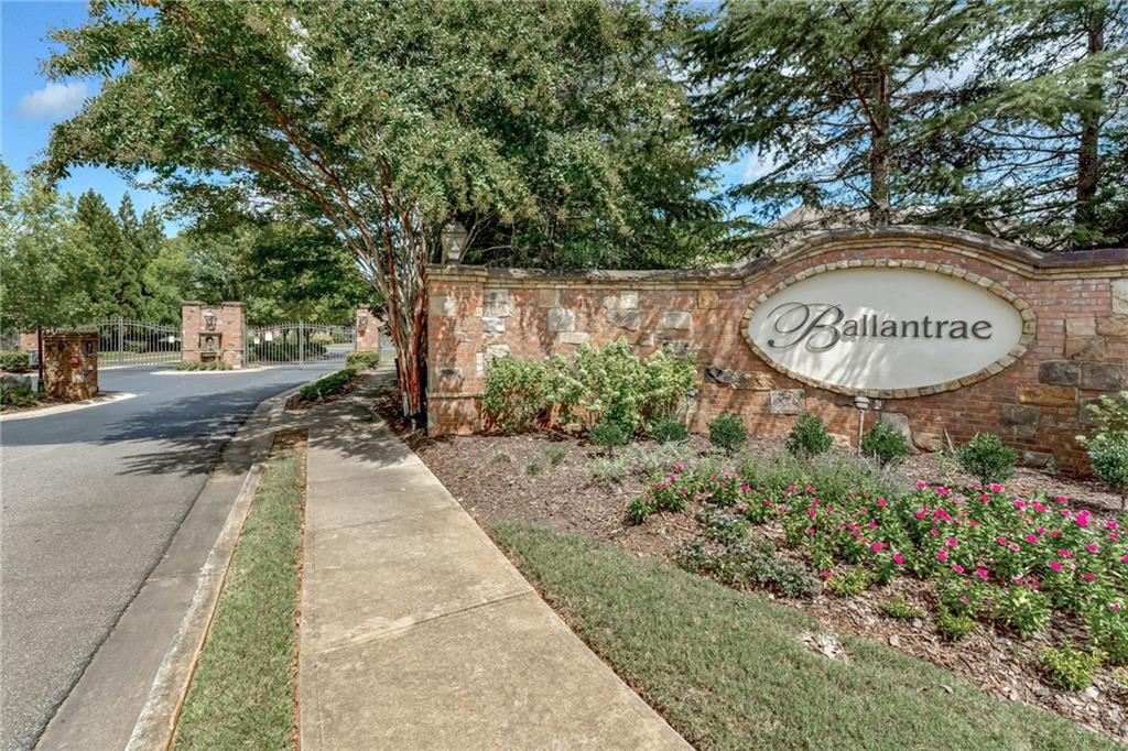 2444 Ballantrae Circle