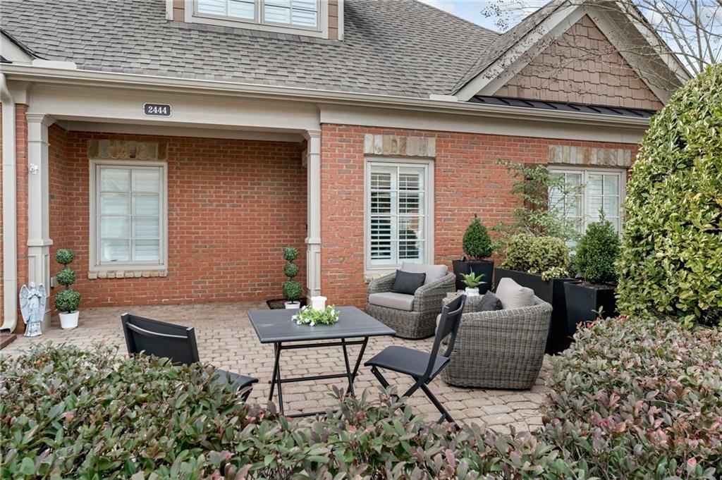 2444 Ballantrae Circle