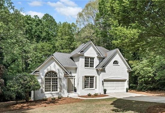 1725 Redbud Way