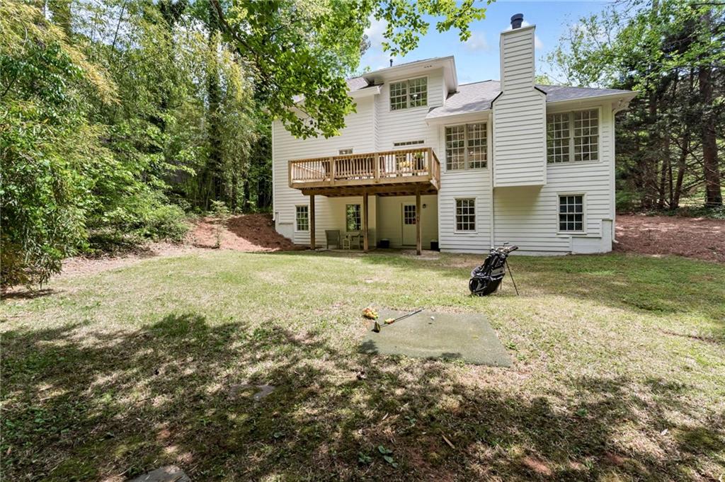 1725 Redbud Way