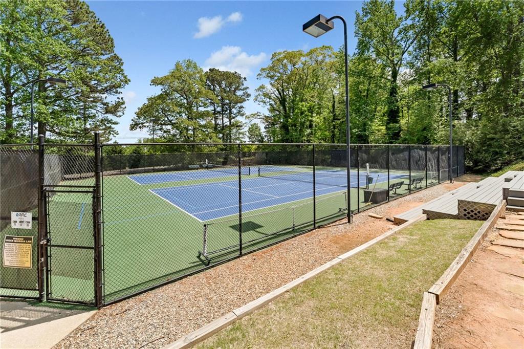 1725 Redbud Way