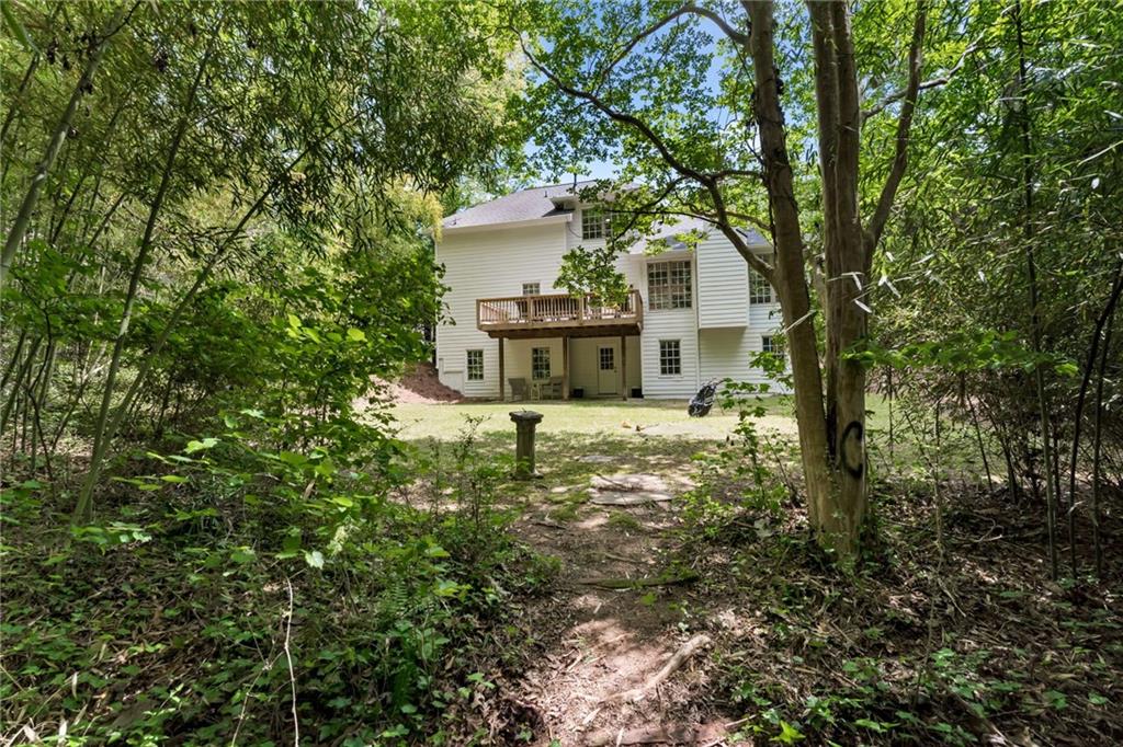 1725 Redbud Way