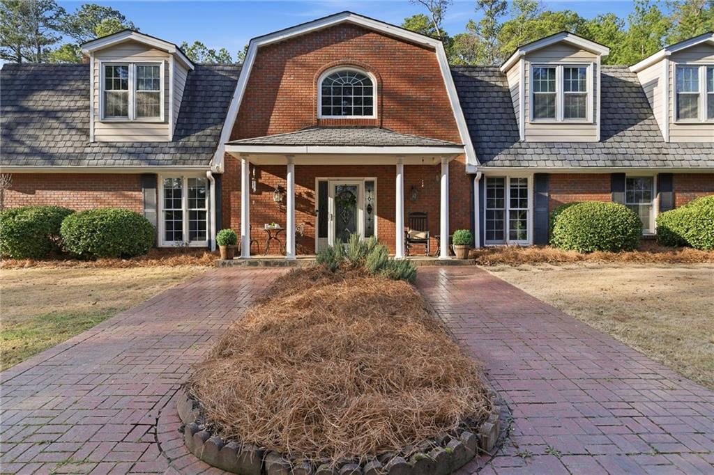 1445 Squire Lane