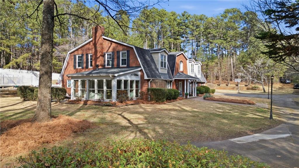 1445 Squire Lane