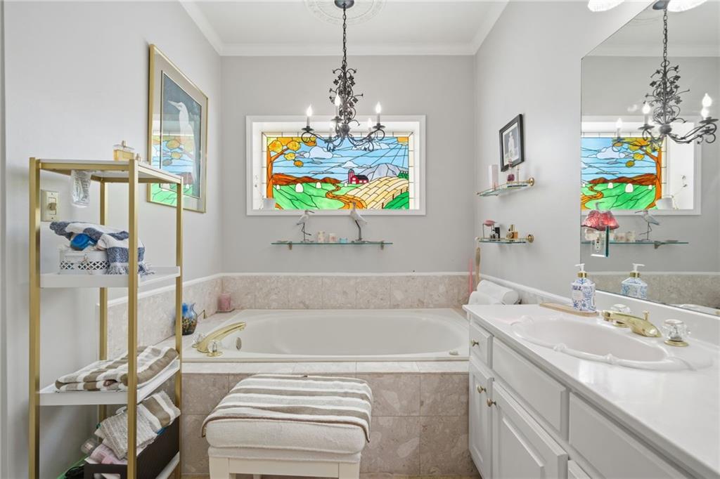1445 Squire Lane