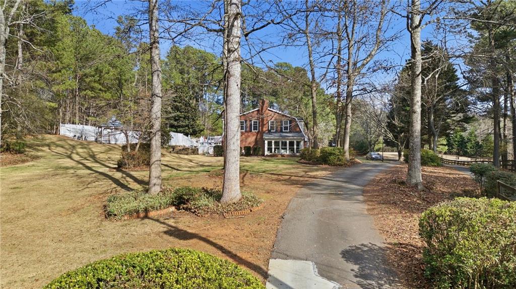 1445 Squire Lane