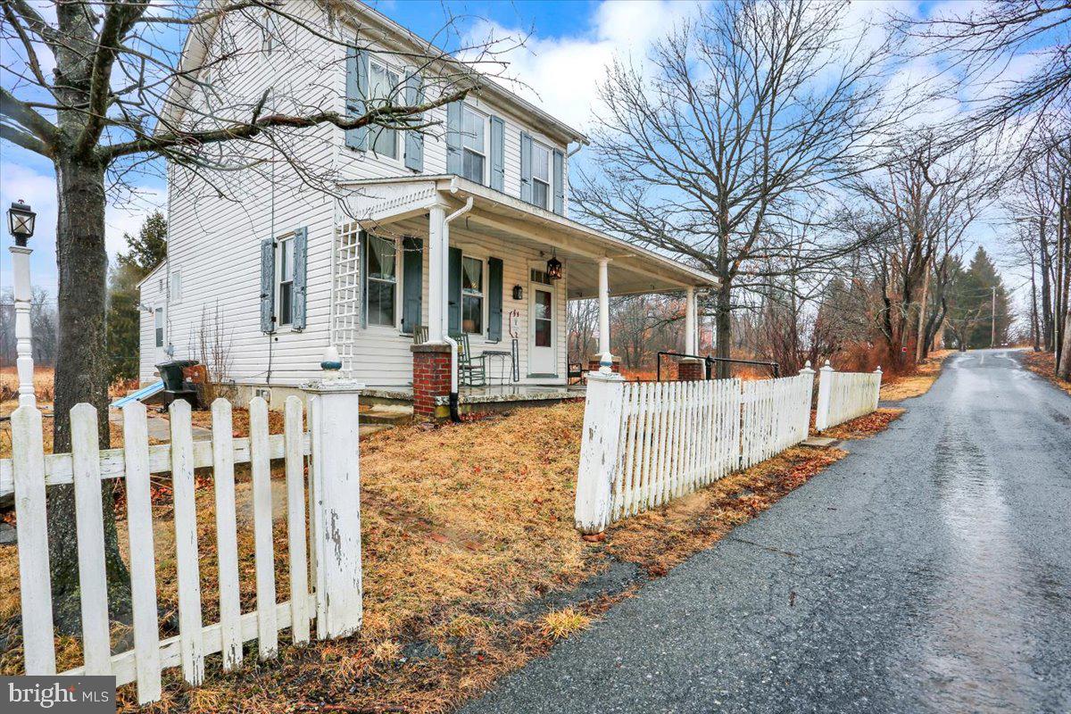 19 WALNUT STREET