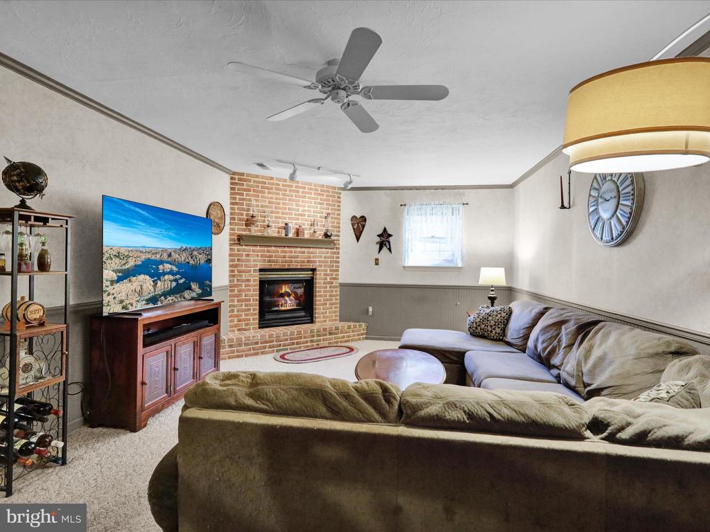 106 WESTVIEW DRIVE