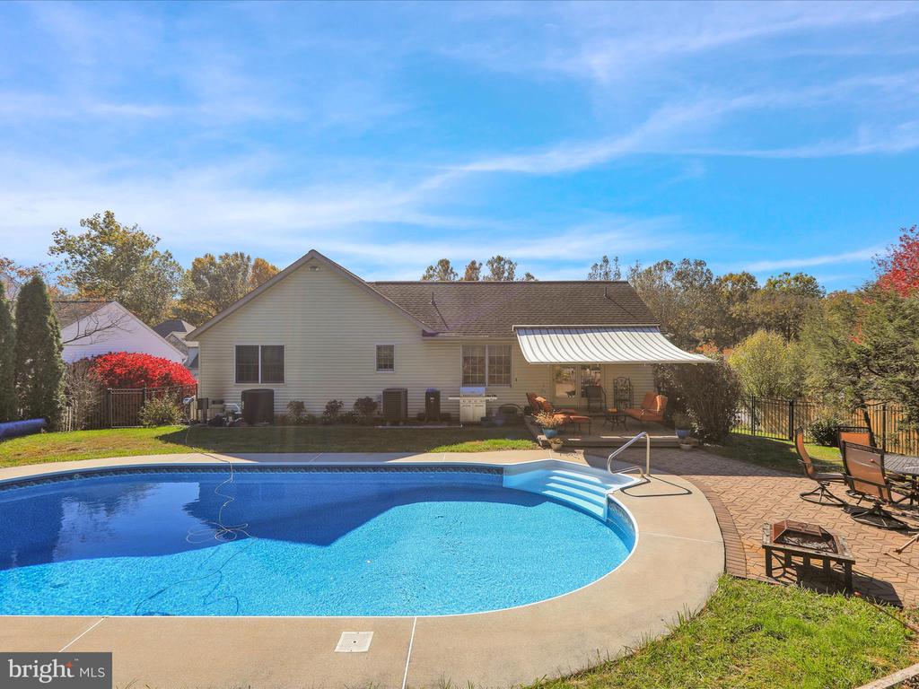 106 WESTVIEW DRIVE