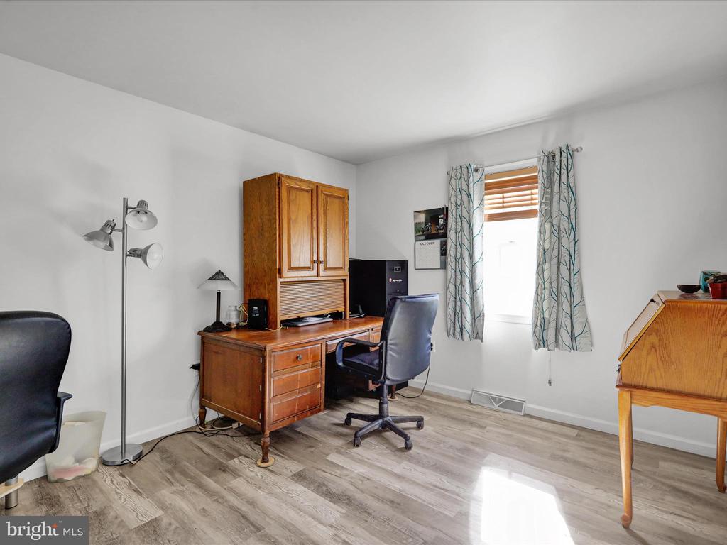 106 WESTVIEW DRIVE