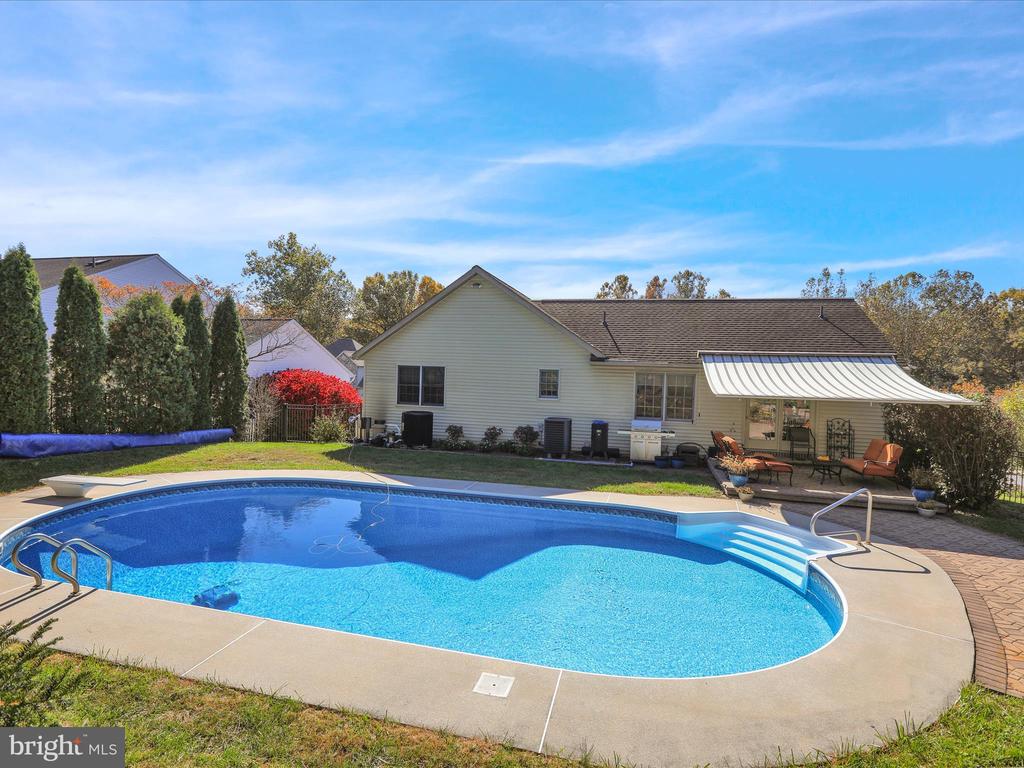 106 WESTVIEW DRIVE