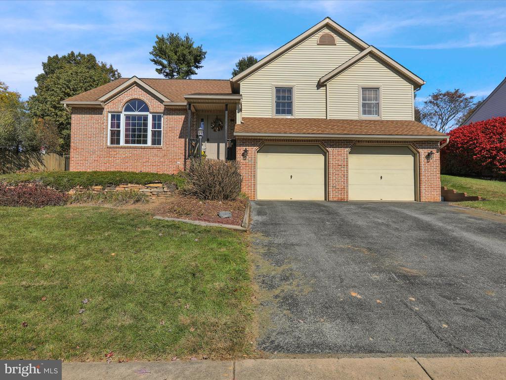 106 WESTVIEW DRIVE