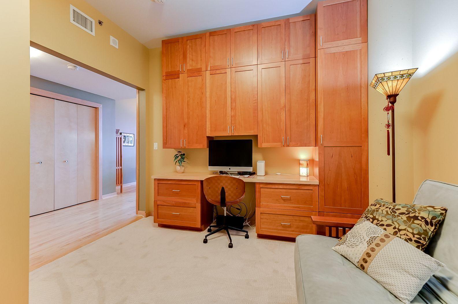 215 10th Avenue S Unit: 617
