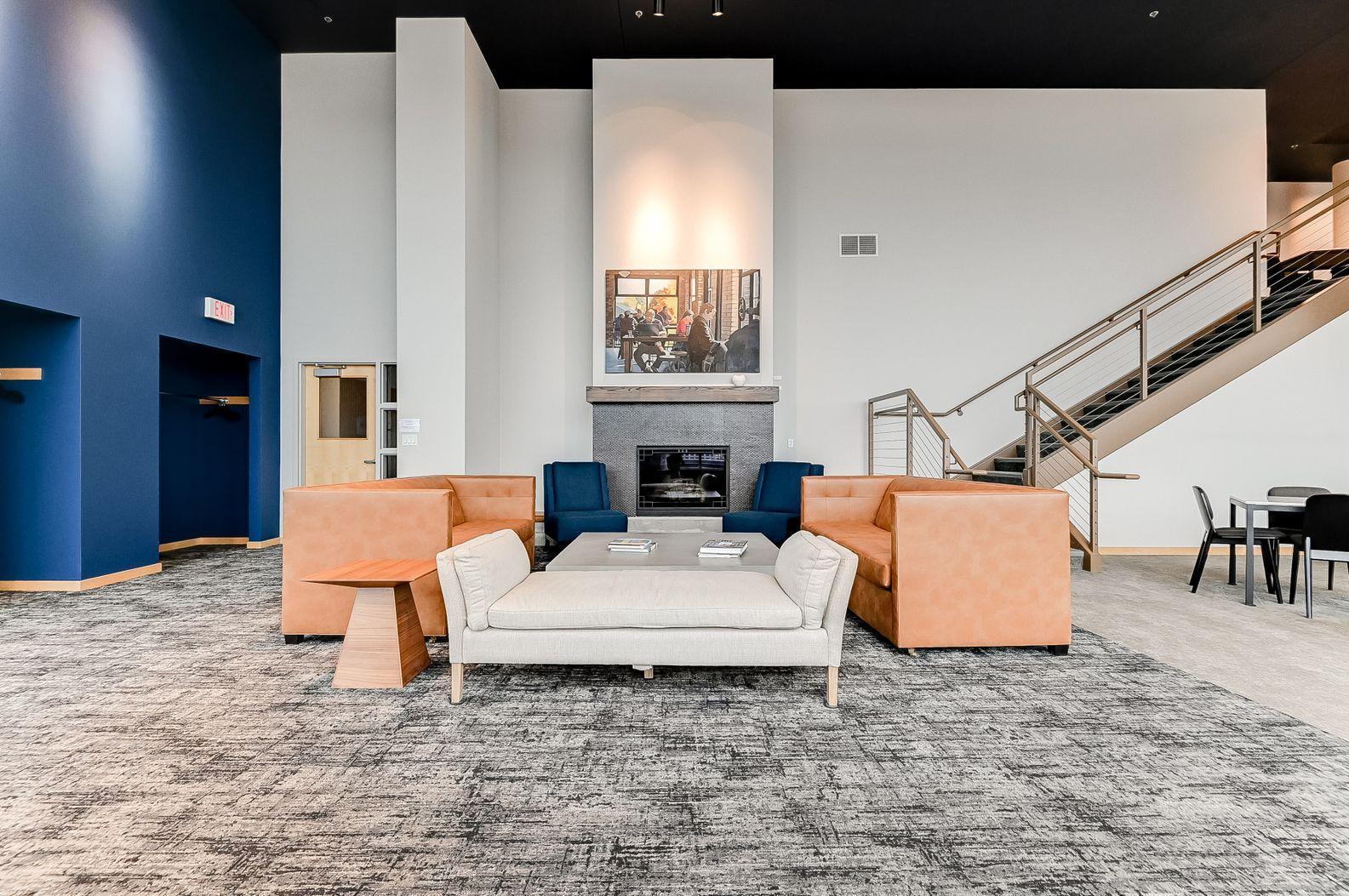 215 10th Avenue S Unit: 617
