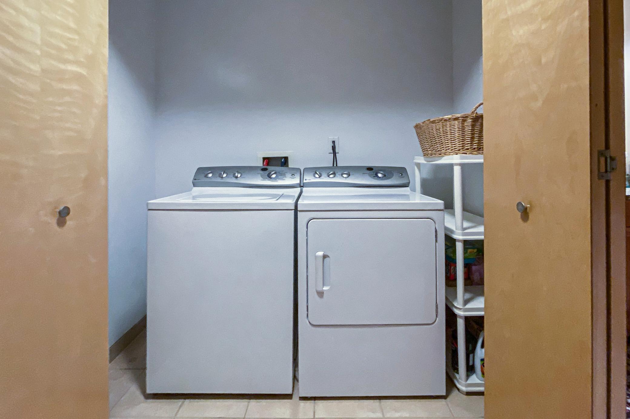 215 10th Avenue S Unit: 617