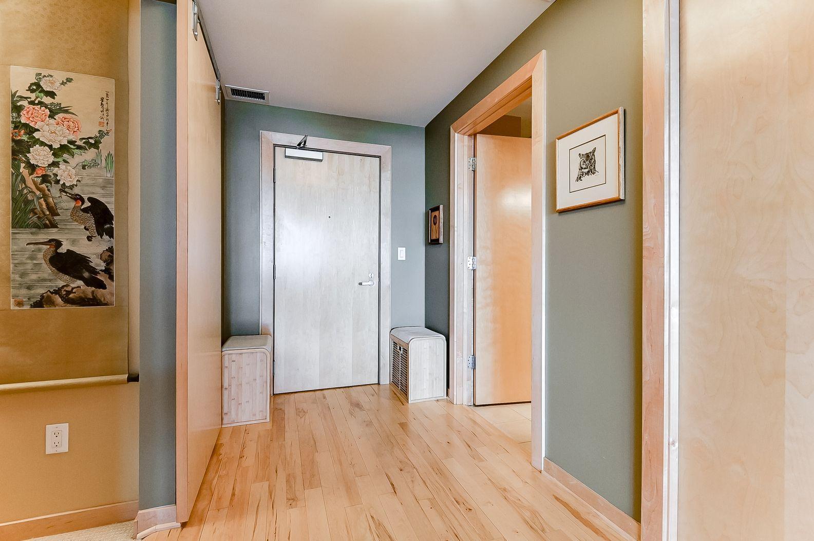 215 10th Avenue S Unit: 617