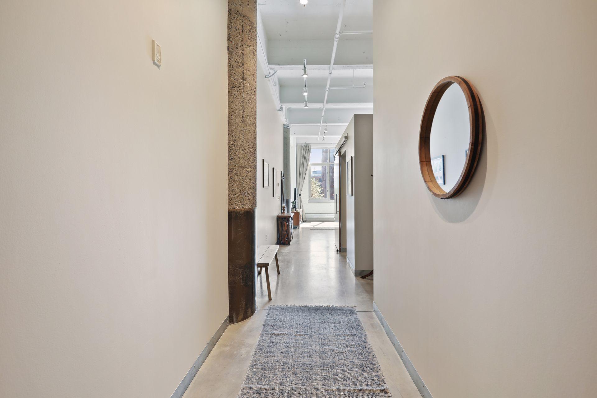 700 Washington Avenue N Unit: 305