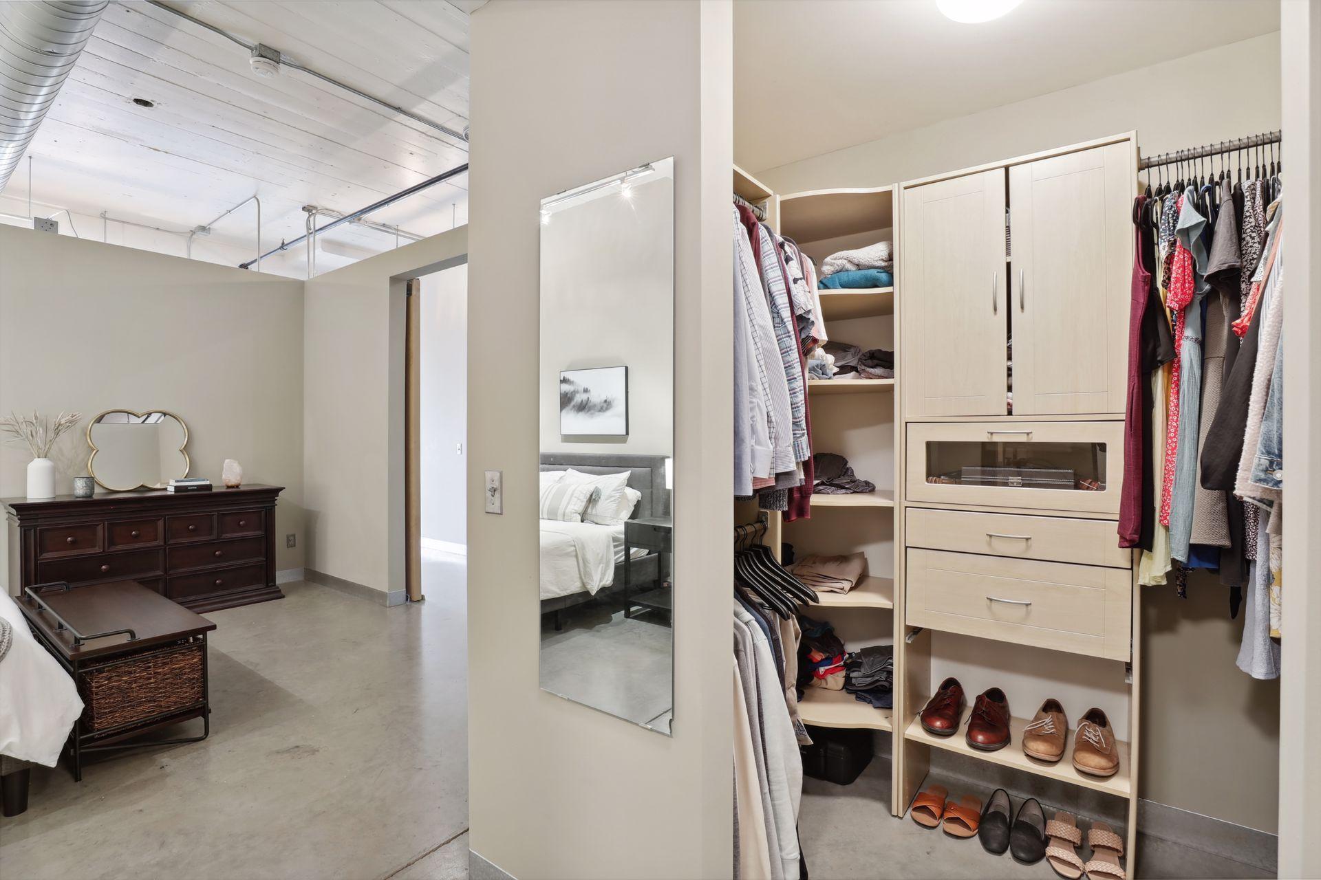 730 Stinson Boulevard Unit: 317