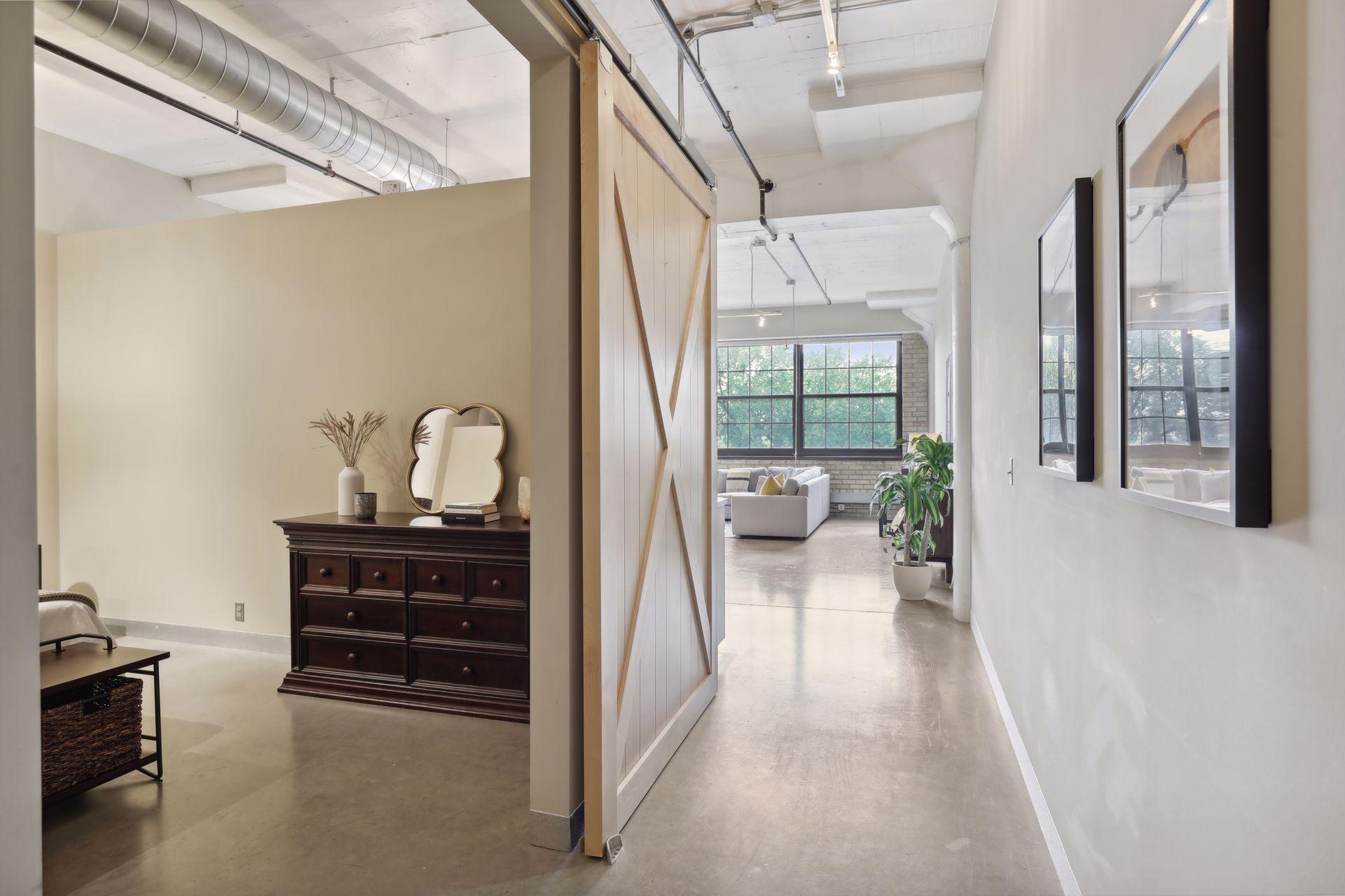 730 Stinson Boulevard Unit: 317