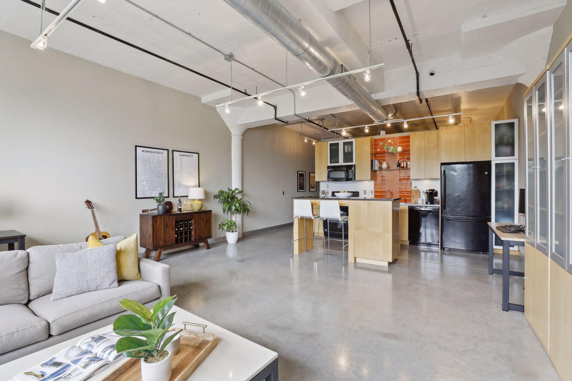730 Stinson Boulevard Unit: 317