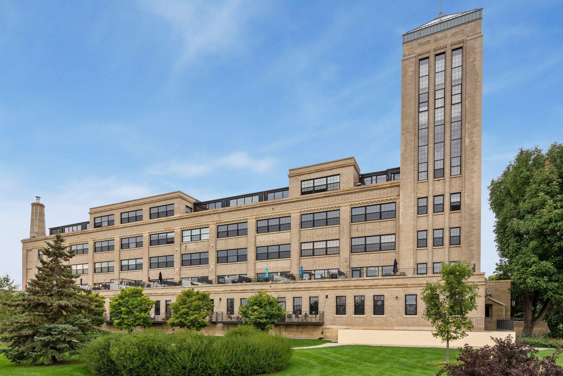 730 Stinson Boulevard Unit: 317