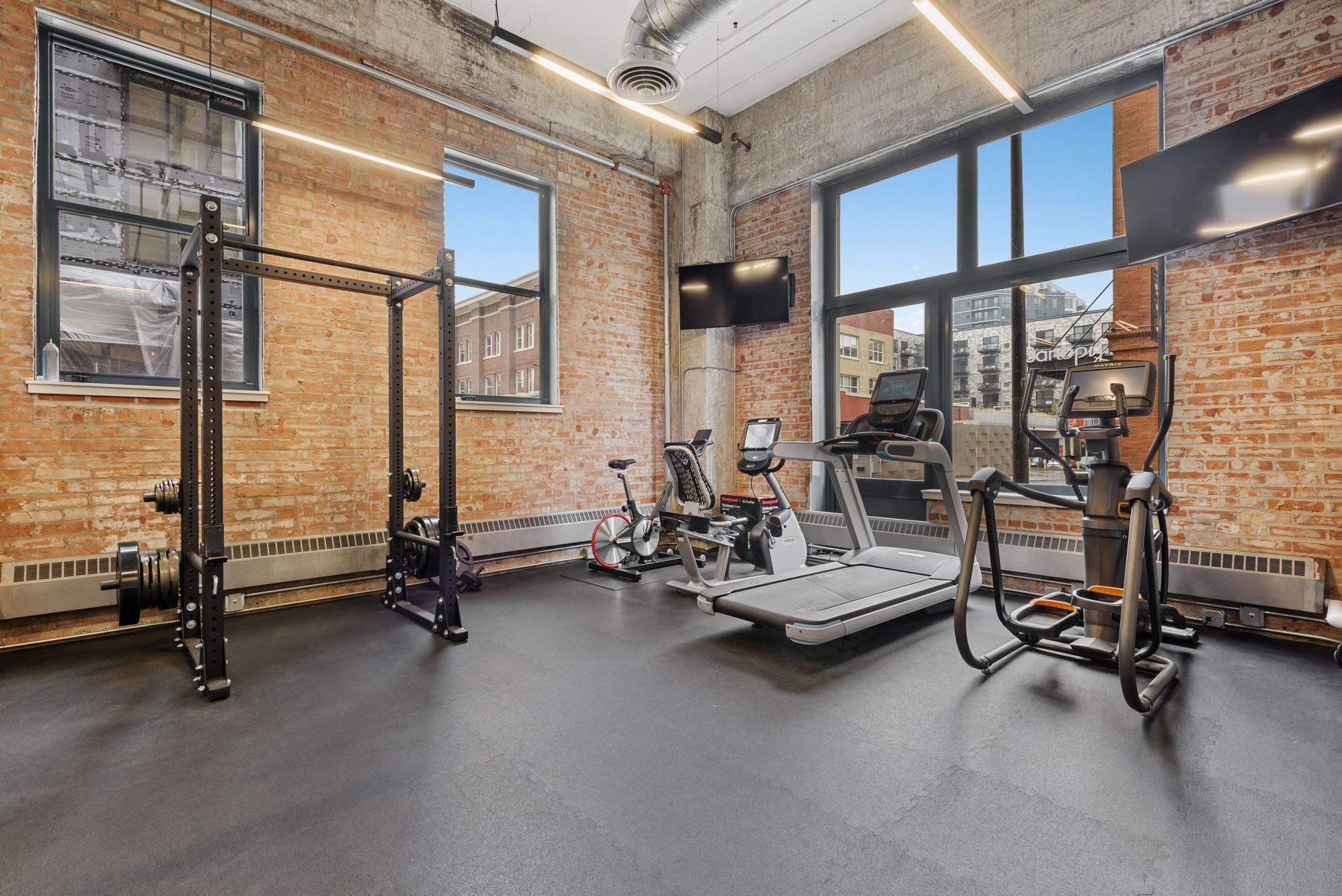 250 Park Avenue Unit: 506