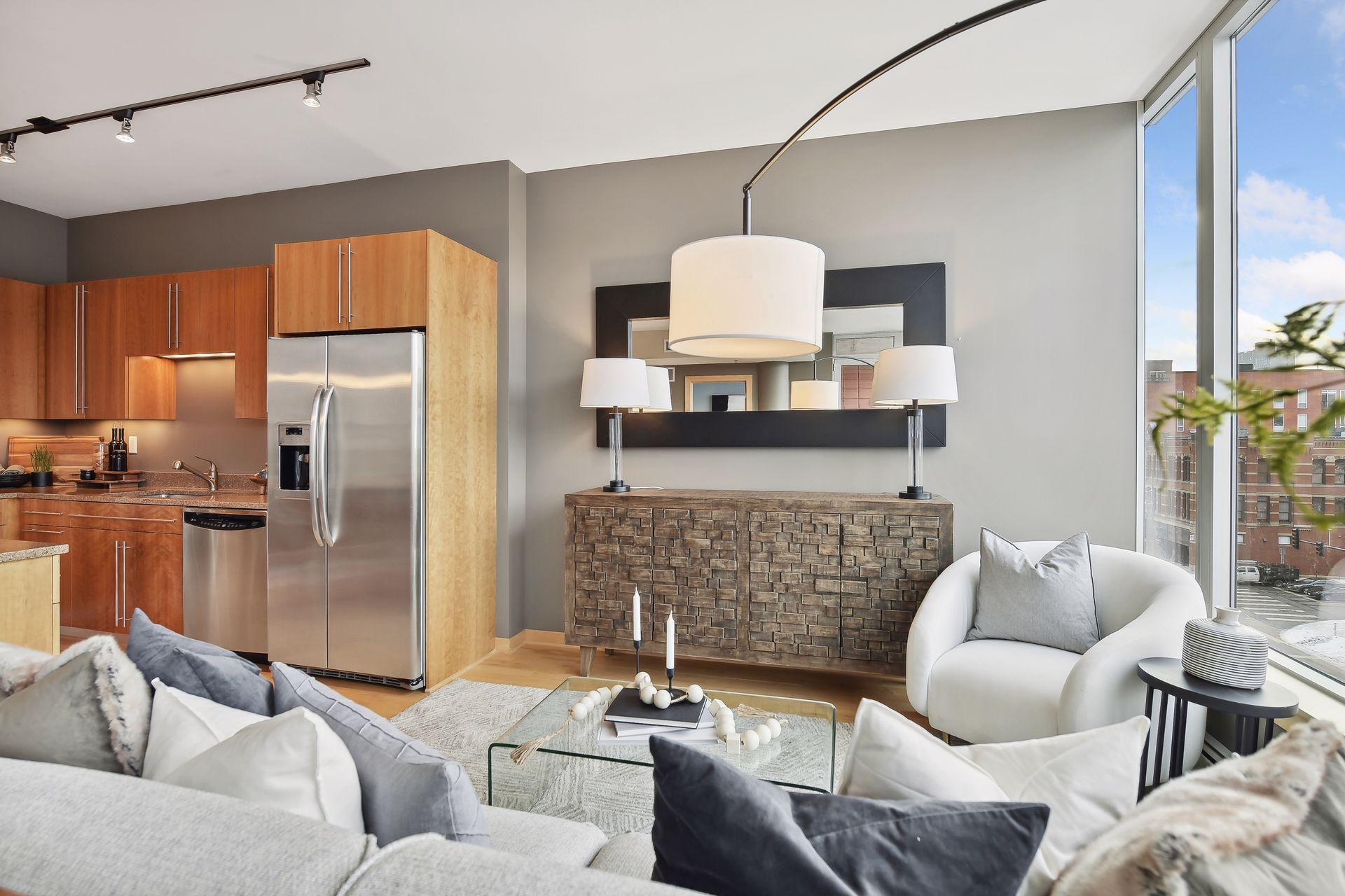 215 10th Avenue S Unit: 528