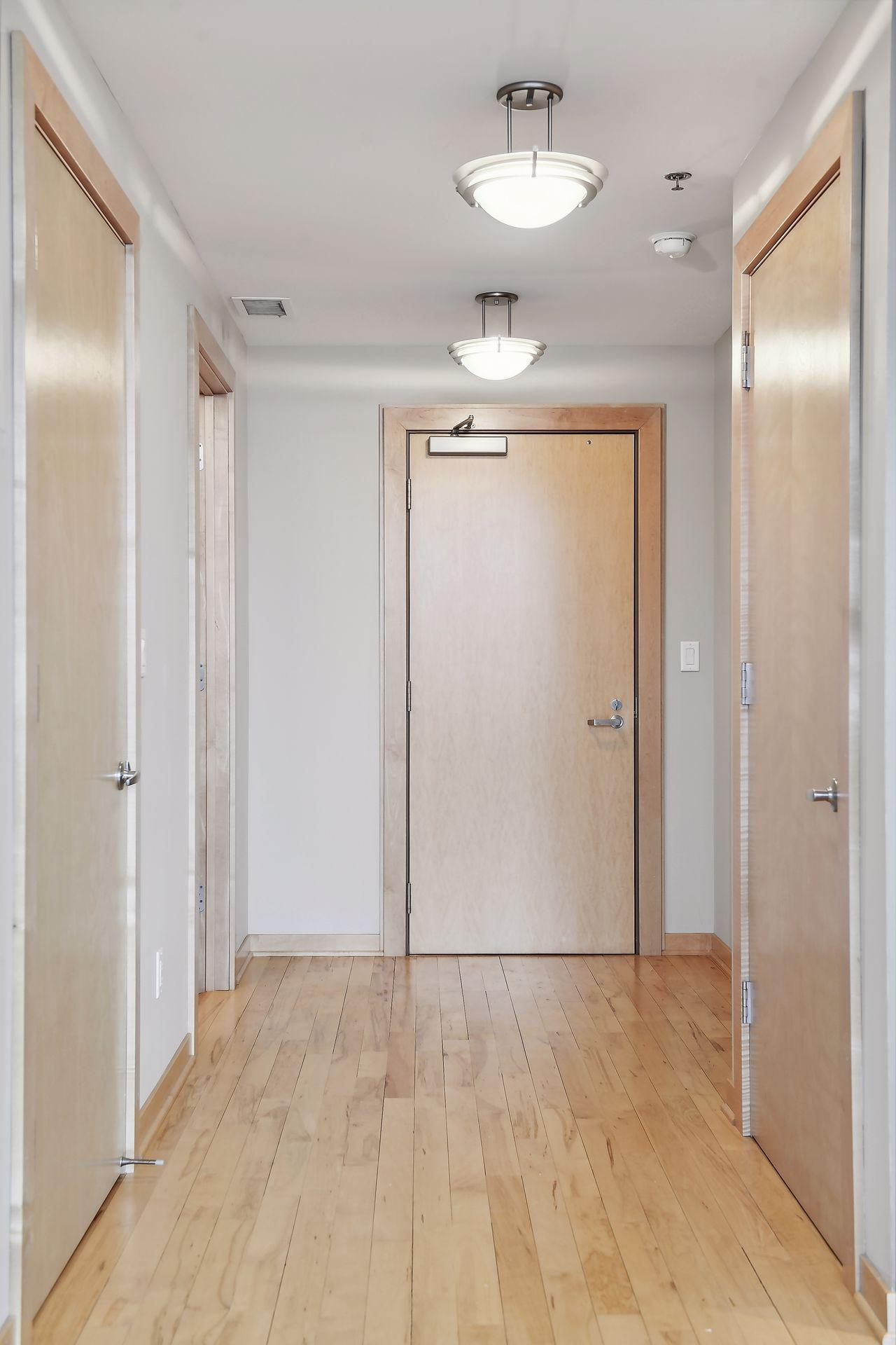 215 10th Avenue S Unit: 528
