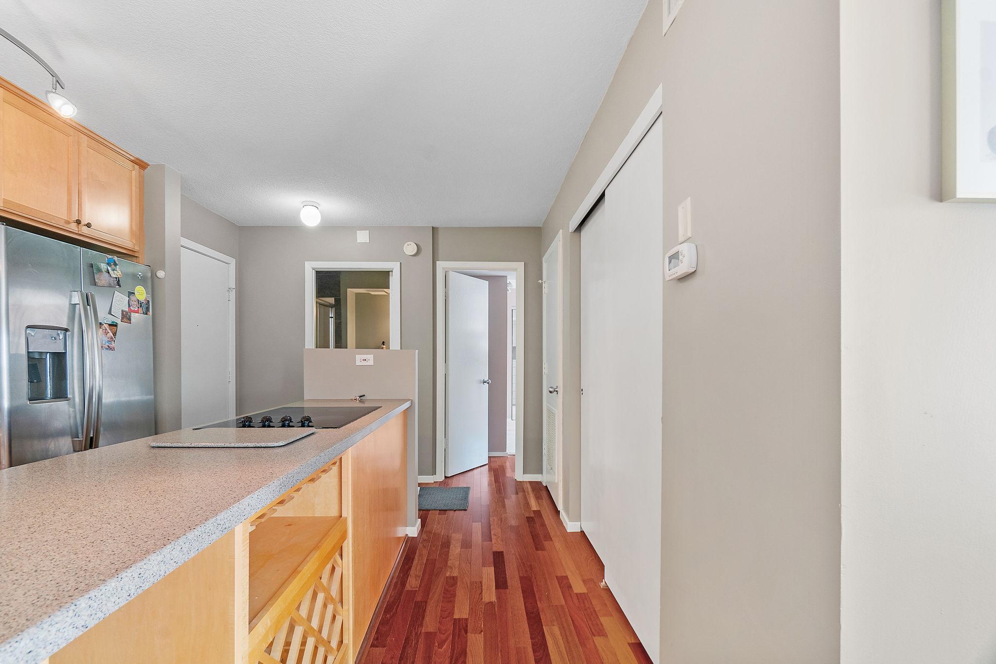 121 Washington Avenue S Unit: 1604