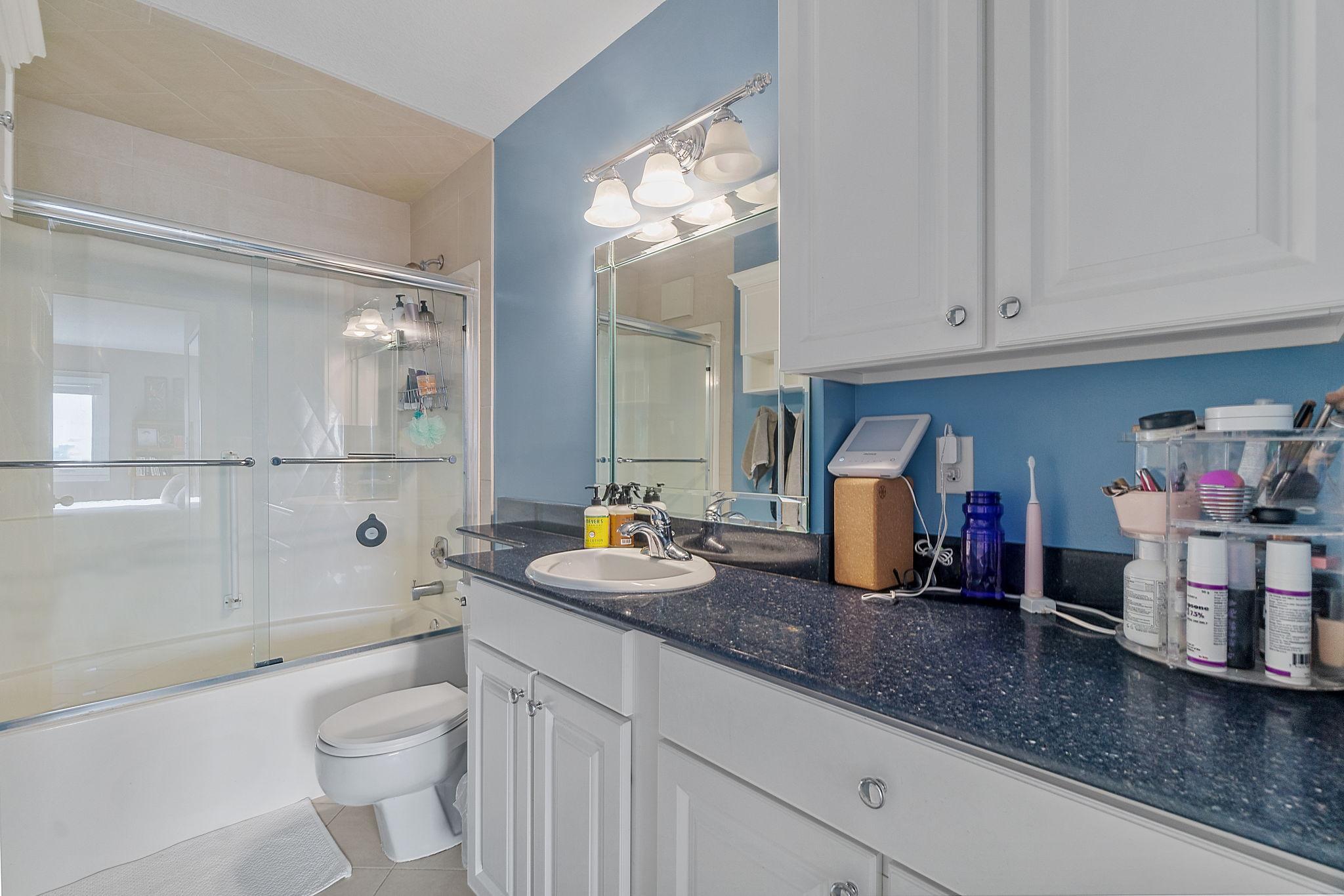 121 Washington Avenue S Unit: 1604