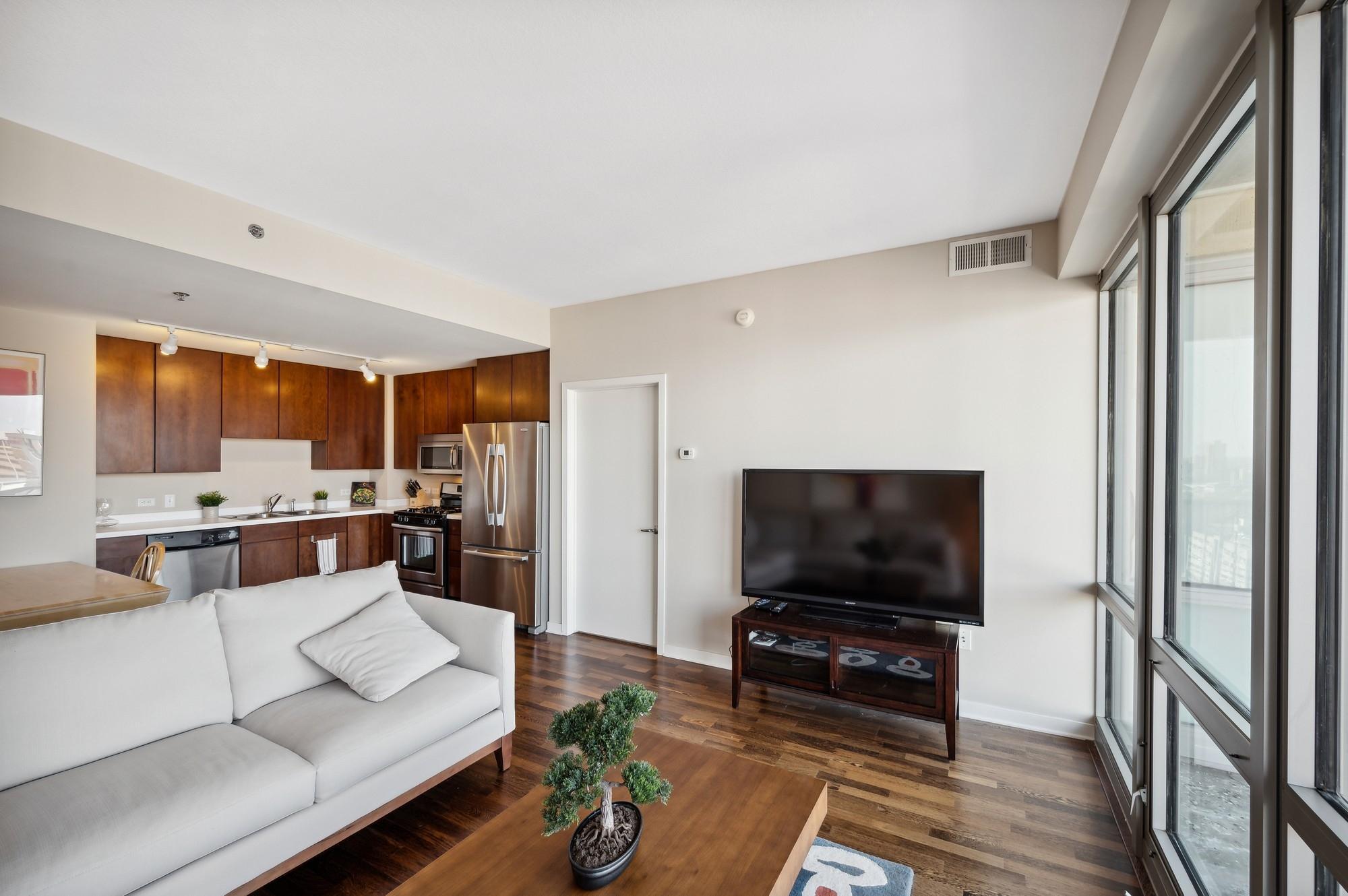 929 Portland Avenue Unit: 1602